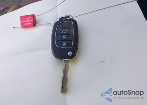 2019 Hyundai Sonata Se z USA, uszkodzony, nr VIN 5NPE24AF8KH739133